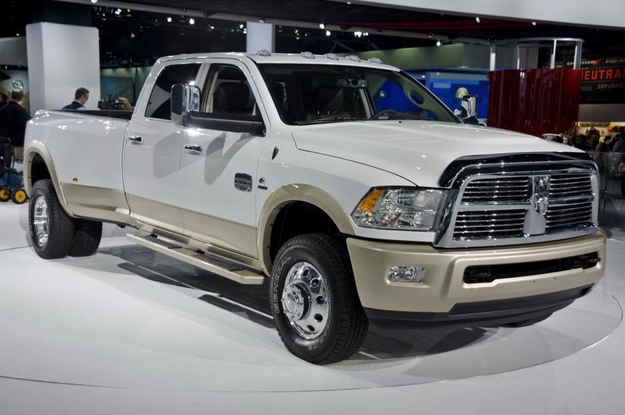  Dodge Ram Laramie Longhorn Edition 2012 года  (фото 13 из 14)